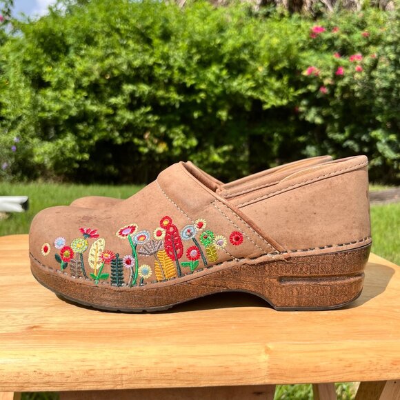 Dansko Shoes - Dansko Floral Embroidered Leather Clogs Size 40 / US 10